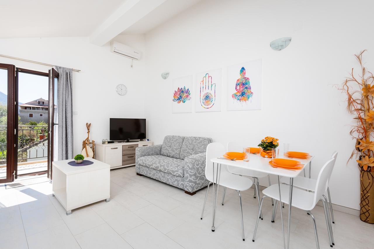 Apartments Miramar โกตอร์ ภายนอก รูปภาพ